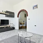 Klimatisierte Wohnung In Valica Mit Grossem Garten