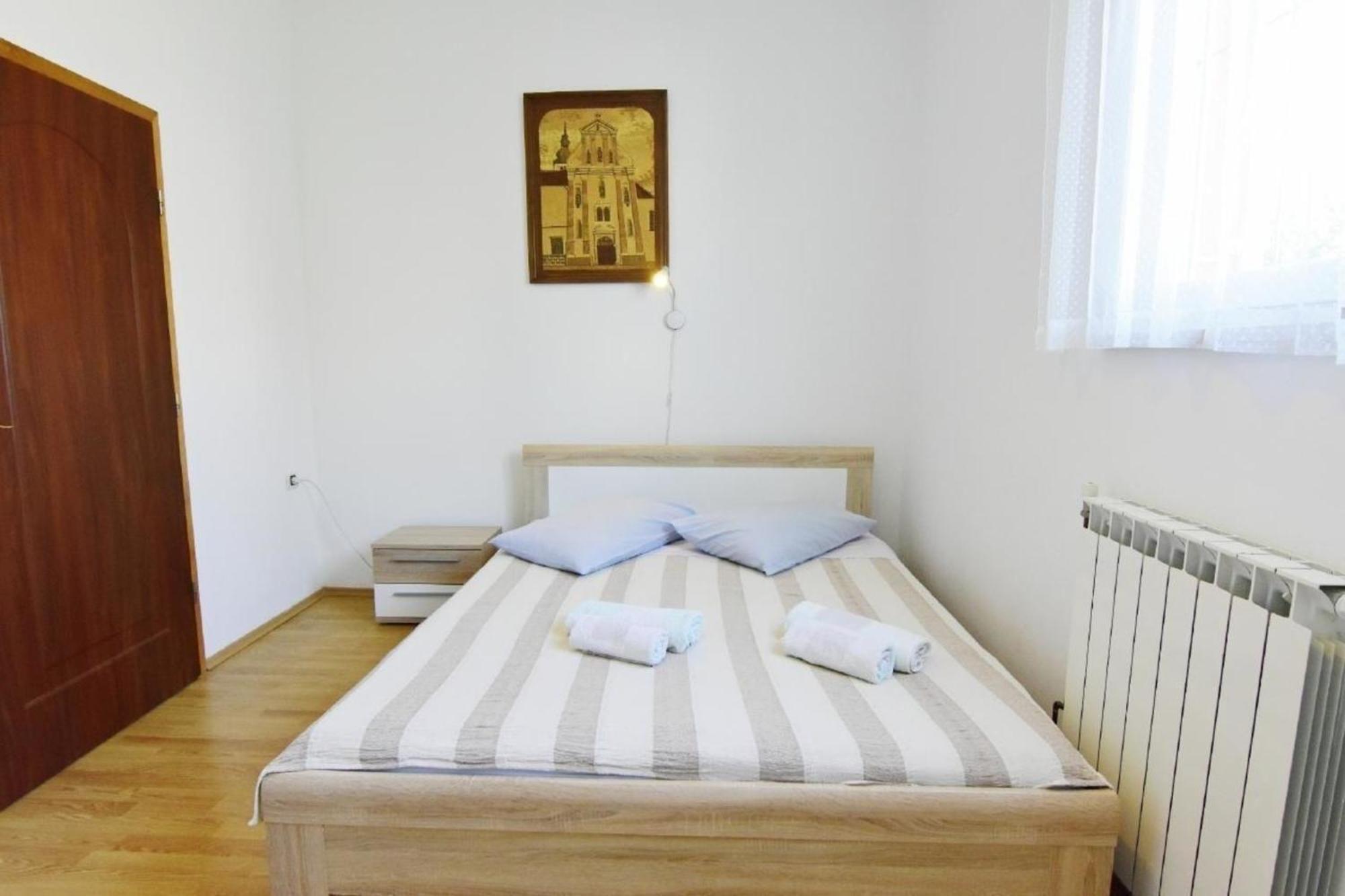 Klimatisierte In Valica Mit Grossem Garten *